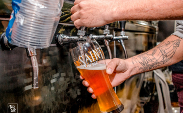 Festival da Cerveja Artesanal reúne apaixonados pela bebida