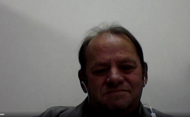 Um dia pedindo no semáforo pode render R$ 200