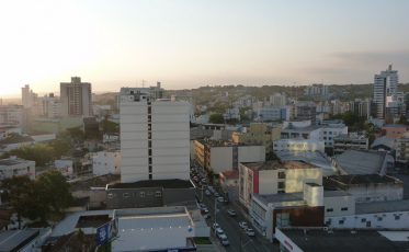 Depois da quarta quente, mais calor nos próximos dias