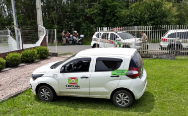 Automóvel da prefeitura é utilizado em assalto à empresa