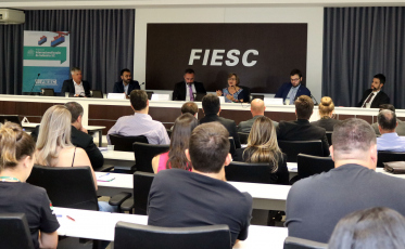 Estudo identifica 1,7 mil oportunidades de exportação para SC