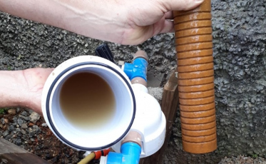 A água que chega com barro no São Defende