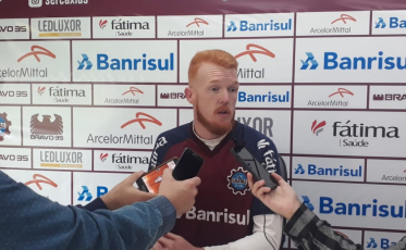 Criciúma confirma a contratação do volante Foguinho