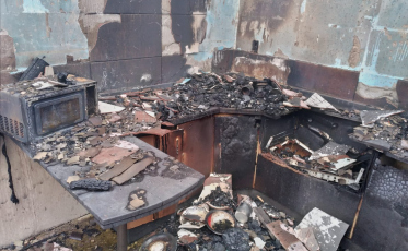 Fogo destrói residência por completo em Maracajá