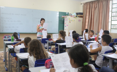 Secretaria com foco na reforma do currículo municipal