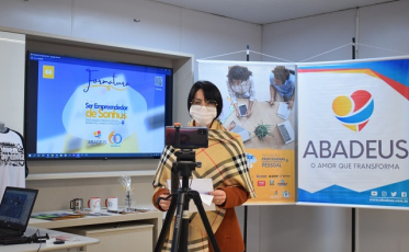 Em 60 anos de história, Abadeus realiza sua primeira formatura on-line