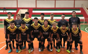 Forquilhinha/Anjo Futsal vence em três categorias na estreia da LAC