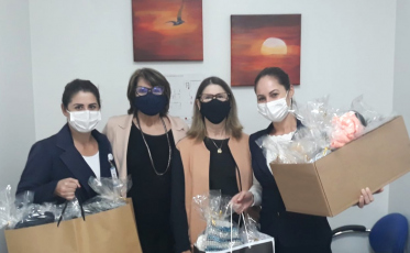 Correção: HSJosé recebe a doação de 80 toucas de lã para os pacientes oncológicos