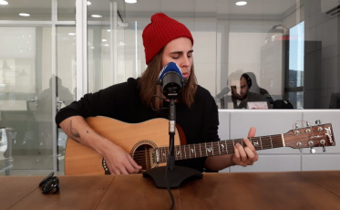 Junior Müller lança novo álbum “o amor renova”