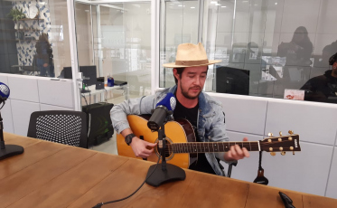 Igor Cougo lança EP ‘Lenha, garganta e coragem’ 