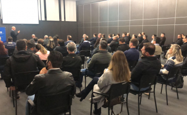 Fiesc Sul recebe representantes da Nestlé durante a Feira de Fornecedores