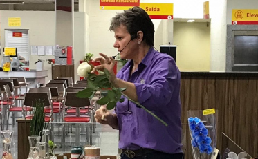 Referência brasileira em arte floral estará em Santa Catarina