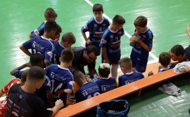 Forquilhinha vence seis de sete partidas em regionais