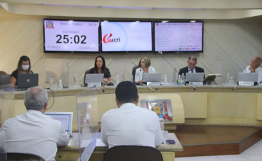 Curso de Psicologia da Esucri participa da Tribuna Livre