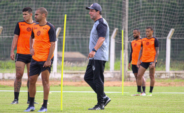 Técnico do Hercílio Luz promete time 
