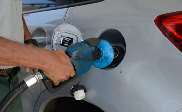 Petrobras reduz litro da gasolina em R$ 0,25 nas distribuidoras 