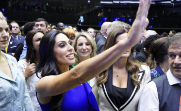 Geovania de Sá na mesa da Câmara