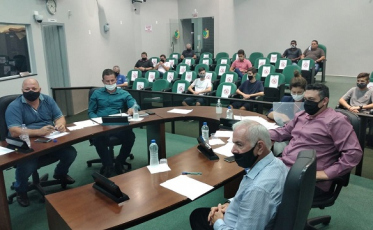 Câmara de Forquilhinha quer que trabalhadores da educação entrem em grupo prioritário de vacinação