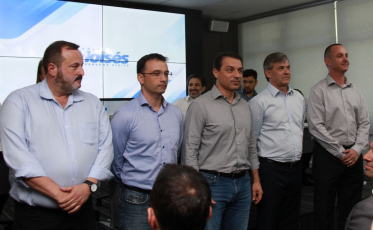 Dois militares e dois remanescentes, os secretários do Governo Moisés