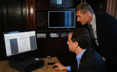 Governador assina ordem de serviço para obras nas pontes