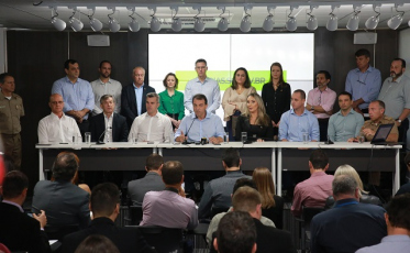 Governador reforça convite para Criciúma manter a Casan