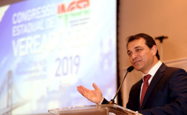 Governador reforça caráter municipalista da sua gestão