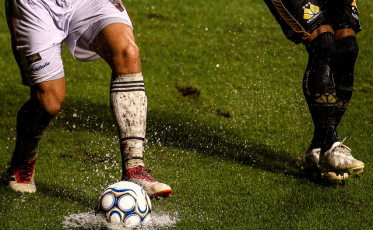 Sofreu bastante e acabou resistindo bem