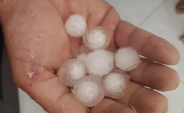 Defesa Civil reconhece surpresa com o granizo (VÍDEOS)