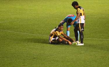 Após folga, atletas se reapresentam 