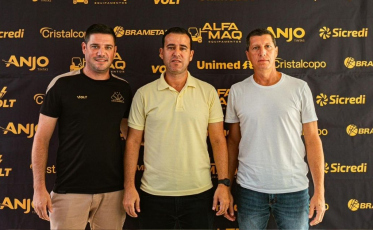 Criciúma apresenta novos gestores da base e projeta integração do sub-20 com o profissional