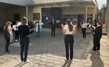 O canto como alento no Hospital São José