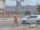 Homem nu é flagrado andando na Avenida Centenário (VÍDEO)