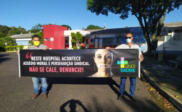 Sindicato realiza manifestação em frente ao Hospital Santa Catarina