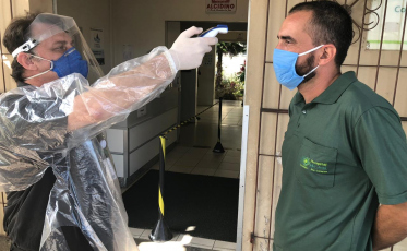 HSJ verifica temperatura de colaboradores