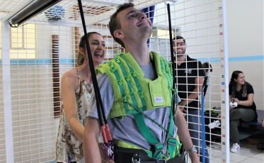 Apae recebe equipamentos desenvolvidos no IFSC