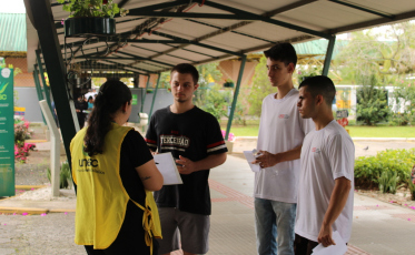 Colégio Unesc faz recepção especial para os alunos do Enem
