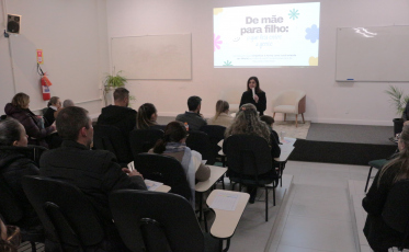 Colégio Satc promove espaço de orientação alimentar com projeto 'Conexão Família'