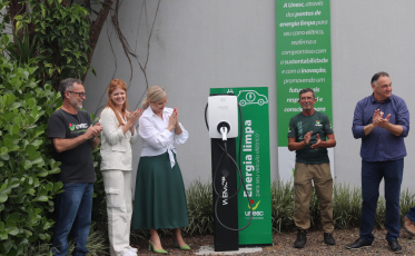 Unesc inaugura estações de recarga para veículos elétricos e híbridos