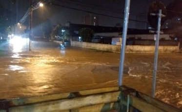 Fim de tarde com temporal no sul 