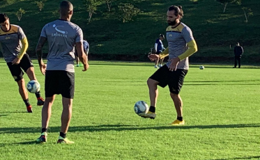 Tigre no 3-5-2 com Gianezini e Sandro (VÍDEO)