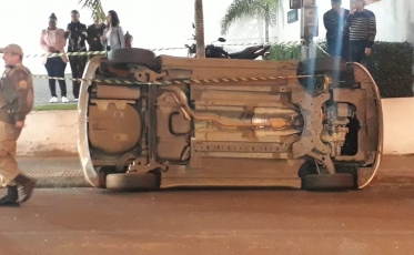 Uma ferida em capotamento na Joaquim Nabuco