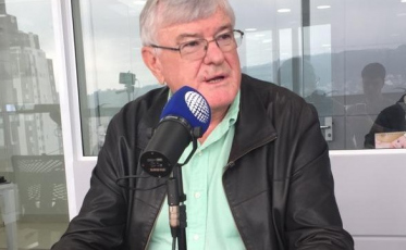 Agenor Castagna foi de bombeiro a exportação de mel