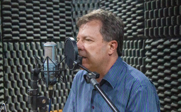 Murialdo grava mensagem de apoio a Arnaldo