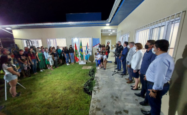 Governo de Içara reinaugura creche e anuncia período integral para o maternal