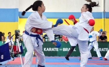 Içara tera oito atletas no Sul-americano de karatê no Equador