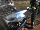 Carro pega fogo em Içara