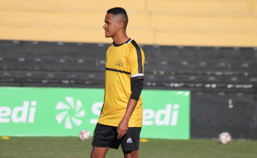Gabriel Henrique está de saída do Criciúma