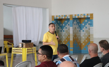 Após 150 demissões, sindicato promove ação para ex-funcionários da Dexco