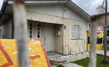 Içara: mulher morre esfaqueada em casa