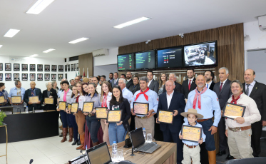 Câmara de Içara homenageia o 20 de setembro